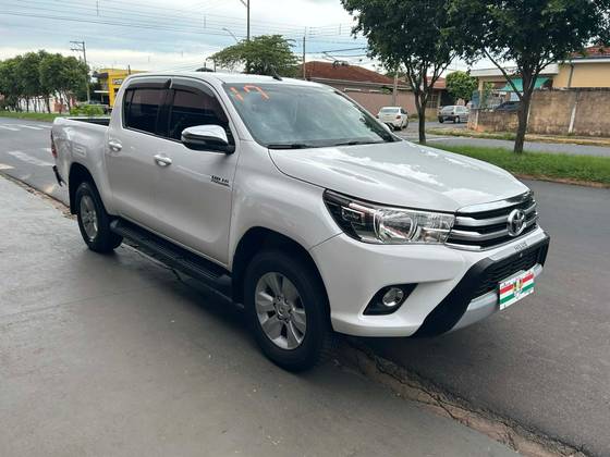 TOYOTA HILUX 2.7 SRV 4X2 CD 16V FLEX 4P AUTOMÁTICO